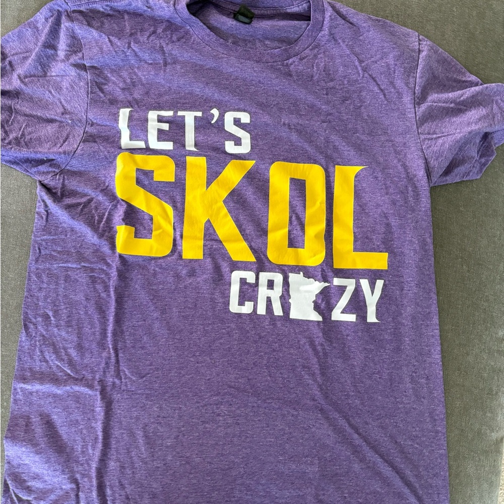 NFL Minnesota Vikings Purple Men’s Let's Skol Crazy Shirt - Sz Medium
